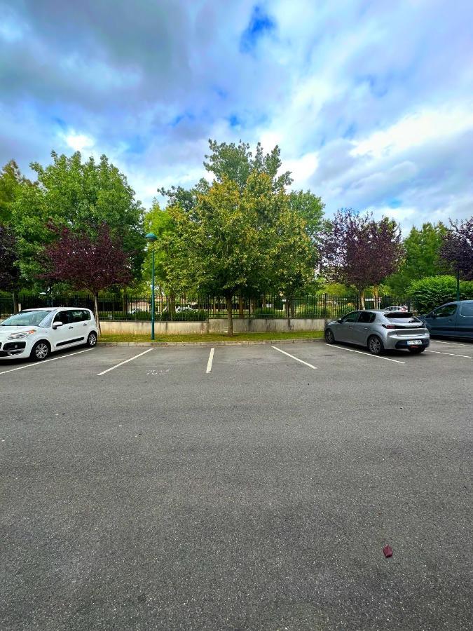 Апартаменты Evasion Feerique - 10Min Disney 30Mn Paris Монтеврен Экстерьер фото
